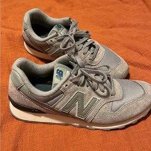 New Balance 696 sneakers 6.5